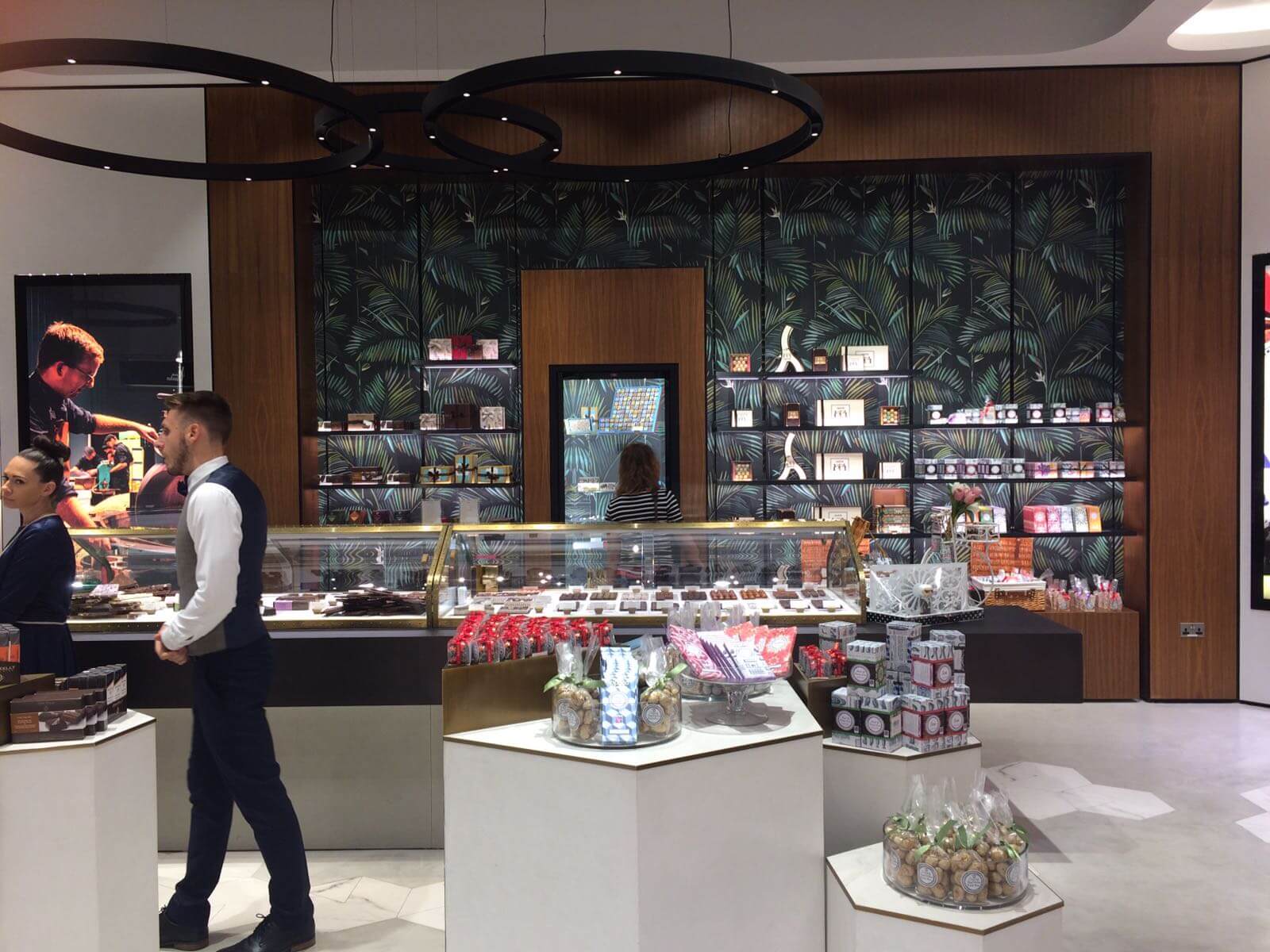 Boutique Le Chocolat Dubai Ciam Refrigeration Solutions